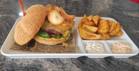 HAMBURGUESA LATINA